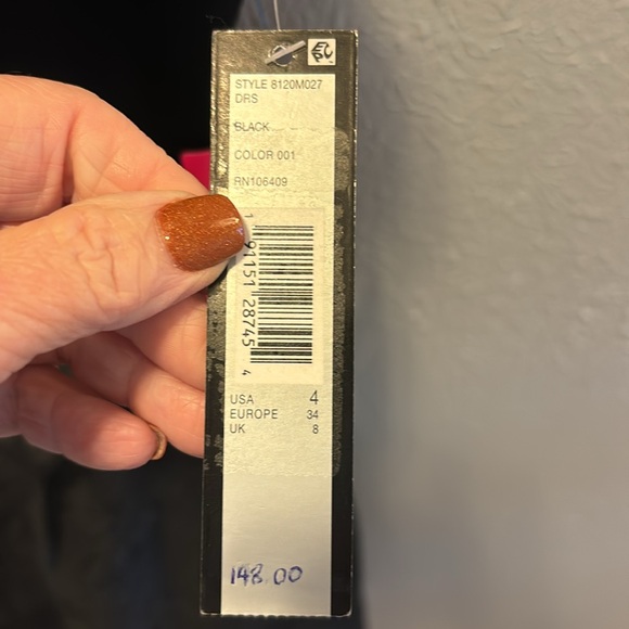 Tahari Bow Front A-line Jaquard Skirt Black Dress Women’s Size 4 NWT - Picture 10 of 11